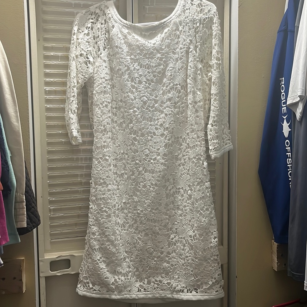 Lace zip up back mini dress